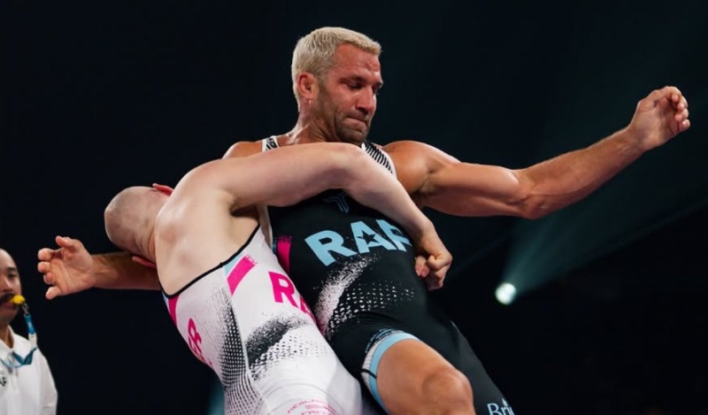 joe pyfer luke rockhold pin