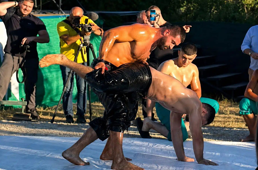 oil wrestling thrace 1