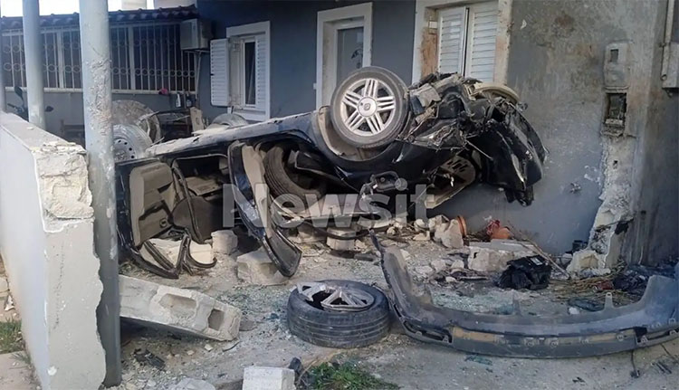 autokinito korinthos