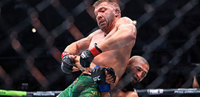 dricus du plessis 02 small