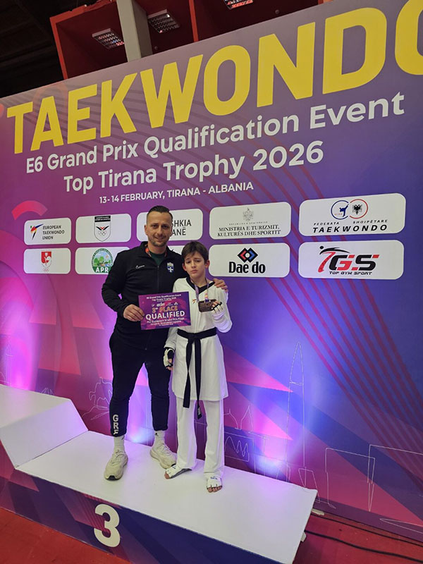 fight club kakarelis taekwondo fight 9