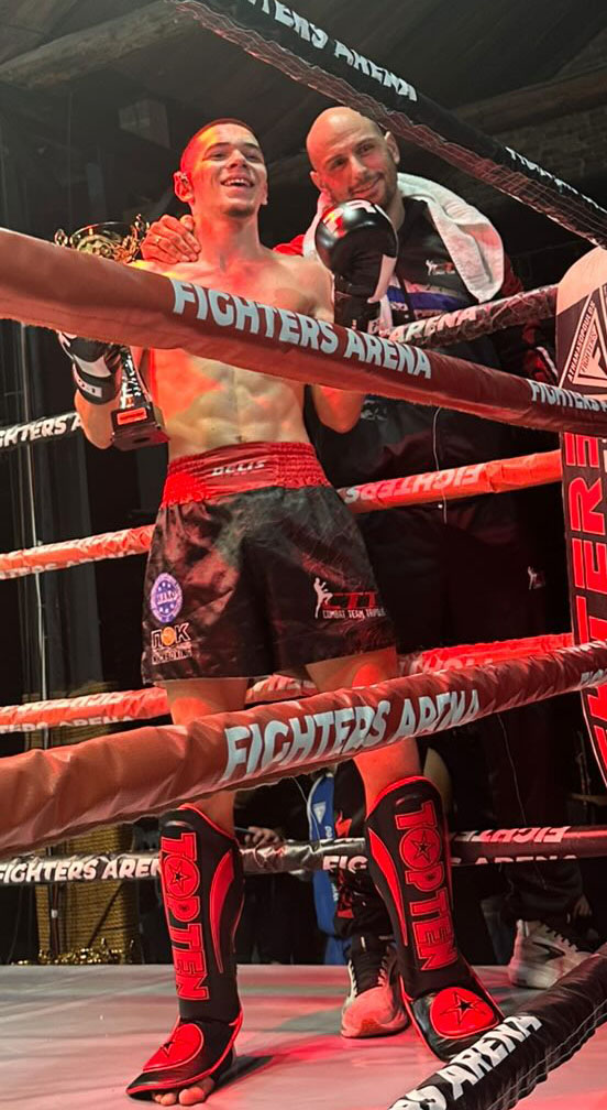 leandros papadopoulos 00