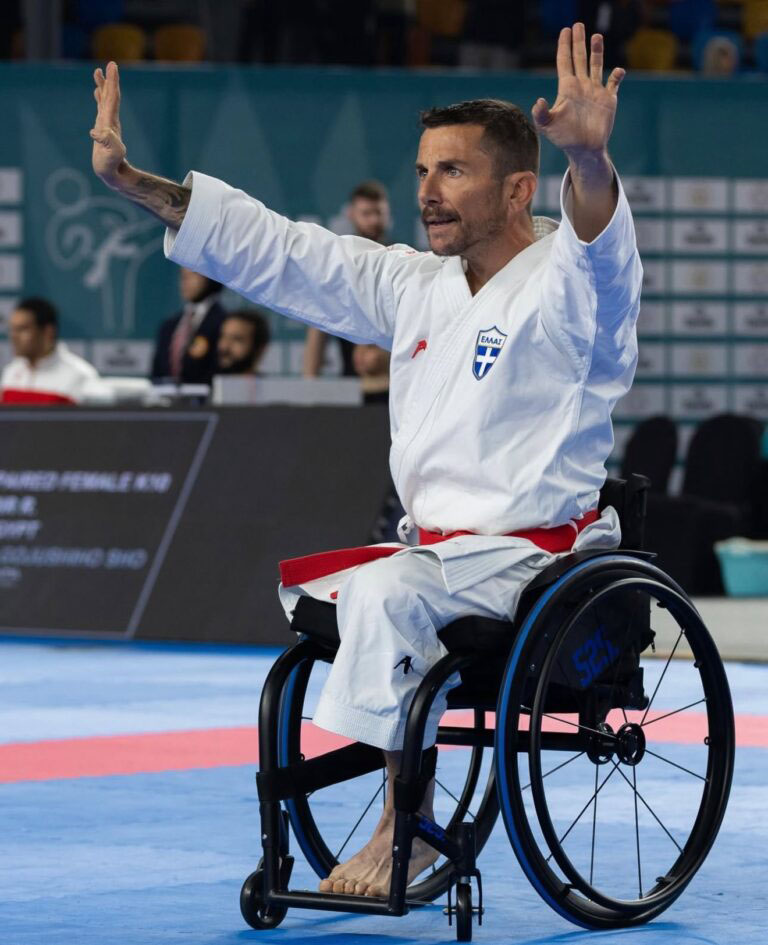 pagkosmio karate 2025 ellada 6