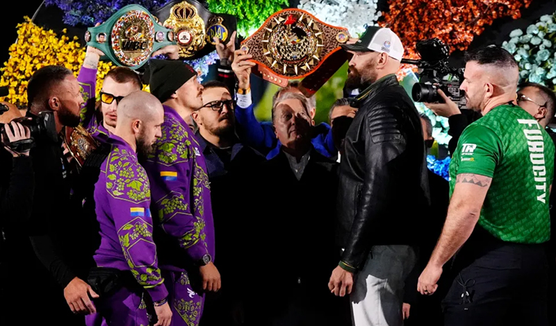 usyk fury staredown 1