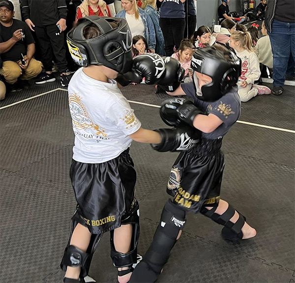 gods of war open politis mogadam 12