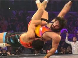 Ο Arman Tsarukyan νικά στη ρεβάνς τον Georgio Poullas