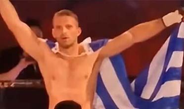 Ο Αλέξανδρος Χρυσοχοΐδης τελείωσε με ΤΚΟ τον Γερμανό Κristian Kaske (vid)