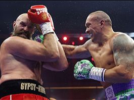 Tyson Fury : ‘Δώρο Χριστουγέννων η νίκη στον Usyk, δεν με πόνεσε ούτε μία φορά!