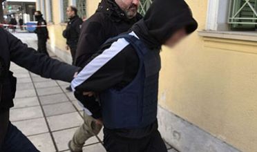 Ξυλοκόπησαν μέσα στη φυλακή τον 16χρονο που σκότωσε τον 17χρονο στις Σέρρες, τον μαστίγωσαν με ηλεκτρικό καλώδιο