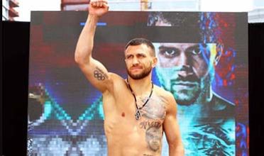 Vasiliy Lomachenko : H στιγμή που με μπλούζα με τον Ιησού Χριστό ανακοινώνει αποχώρηση από την Πυγμαχία! (BNTEO)